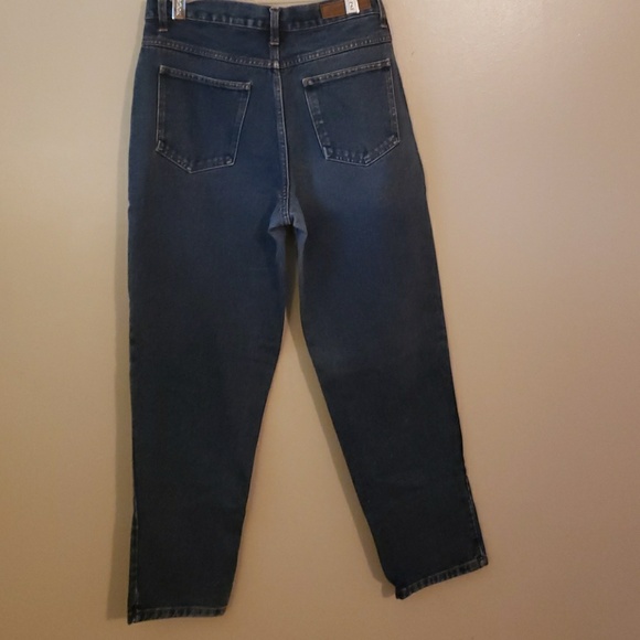 Bill Blass Easy Fit 8P - Picture 4 of 4